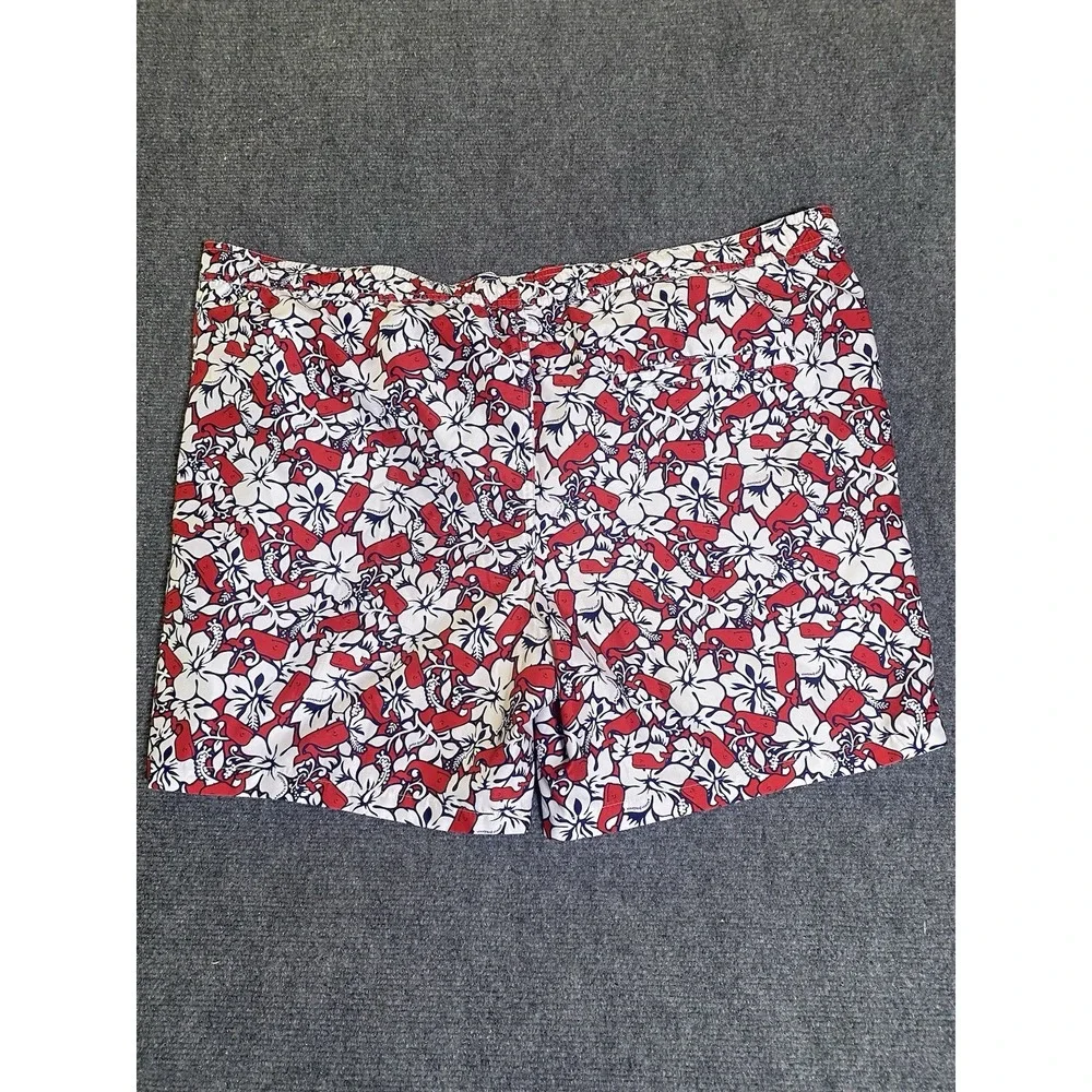 Vineyard Vines Men's XL Red/White/Blue Floral Whale Swim Trunks Lined